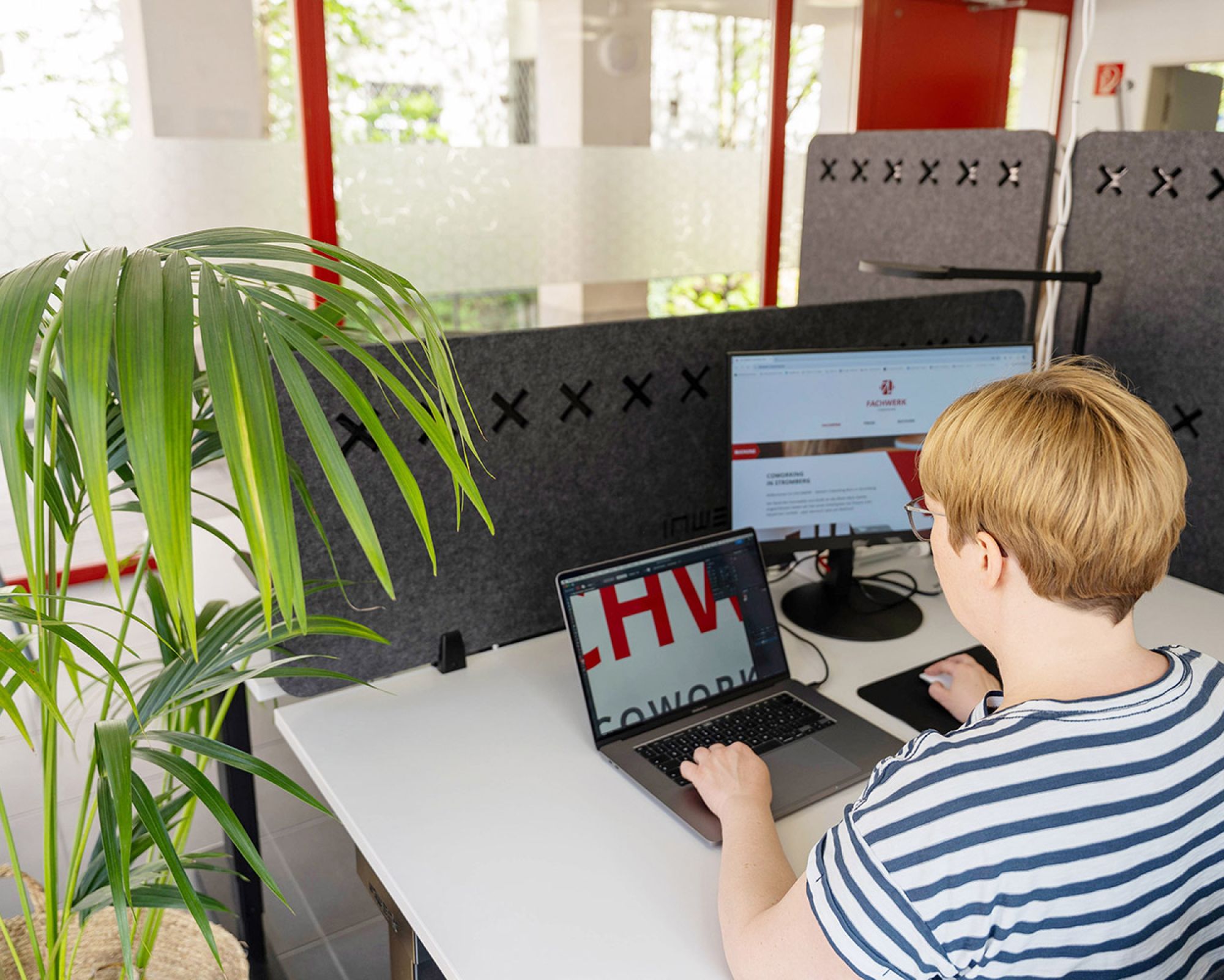 Arbeitsplatz im FACHWERK Coworking Stromberg